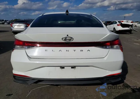 2021 Hyundai Elantra Sel z USA, uszkodzony, nr VIN 5NPLS4AG7MH009183